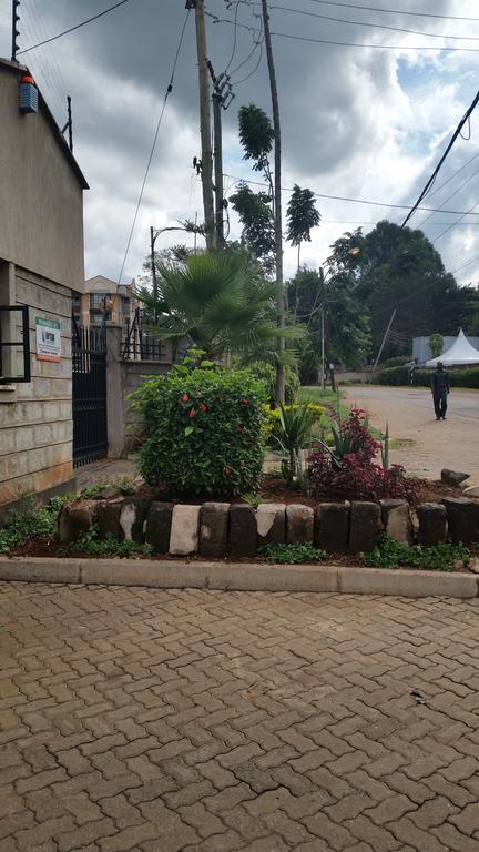 Mani'S Home Away From Home Nairobi Exterior foto